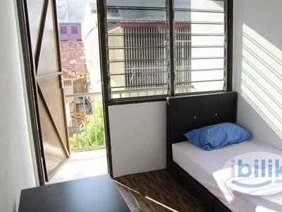 Balcony Room With Good Location In Penang - From RM400
