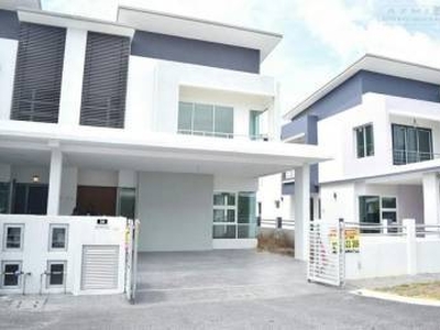 BANGI -[LOOKING FOR YOUR DREAM HOUSE???] 26*75 FREEHOLD LAST 5 UNIT