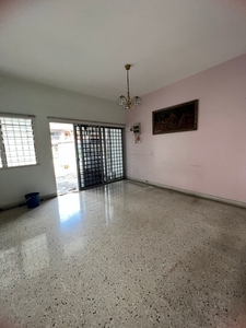 Taman OUG,Partially furnished,Double storey for rent