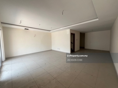 2 Storey Terrace Freehold 22x75 Goodview Height For Sales