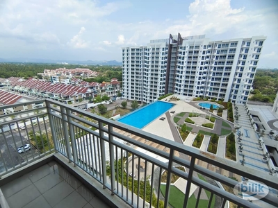 Big Room with Balcony at Royale Infinity Simpang Ampat near Bukit Minyak & Batu Kawan, Penang