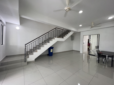 Robin @ bandar rimbayu, 2-storey house for rent, Brand new, Face open - Partly furnish