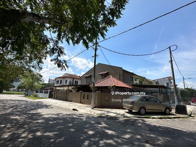 Double Storey Corner House for Sale in Taman Kinrara Seksyen 2 Puchong