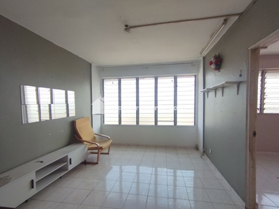 Flat For Sale at Sri Tioman II