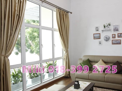 For Sale 3-Storey Terraced House Facing Seaview at Shamrock Beach Villas in Batu Ferringhi.
