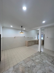 Jalan Hang Tuah @ Taman Skudai Baru, Skudai Johor, 1.5 Storey Terrace House, 4 Bedrooms, For Rent