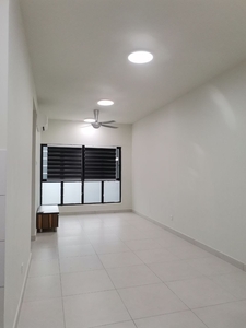 Majestic Maxim @ Cheras with Partly Furnished / 2r2b For Rent