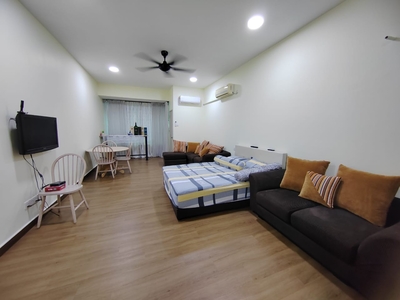 Mount Austin Akademik Suite Studio, Fully Renovated Good Condition, Suitable for Own Stay or Investment Good ROI, Nearby Sunway College, Freehold