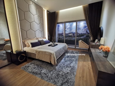 Old Klang Road, Tria Residences Luxury and Privacy Penthouse in KL