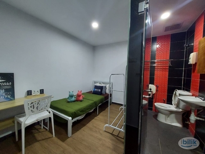 Petaling Jaya Room to Rent - Immediate Move In Room with Zero Deposit at SS4 Kelana Jaya/Paradigm Mall Kelana Jaya, Petaling Jaya