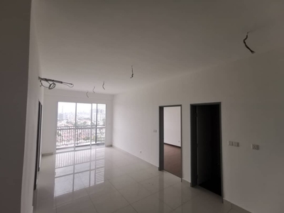 Pinnacle Sri Petaling For Rent ! Partial Furnished !