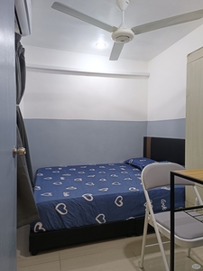 PJS 11/12 - Newly Renovated Middle Room For Rent with Daily Cleaner & 300mbps Wi-Fi