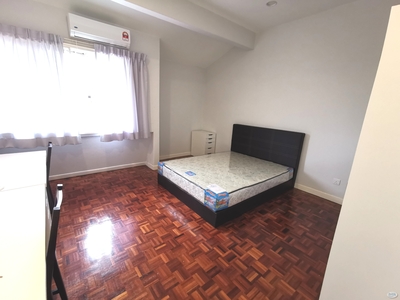 ✨[PREMIUM/ 6 ROOMS IN A HOUSE / FREE UTILITIES / SS2 / DAMANSARA INTAN / THE HUB / SECTION 17 / PETALING JAYA / JAYA ONE]✨ All-in Fully Furnished!!