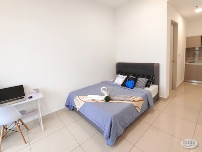 Reach KL City Centre, Bangsar South (Within 9KM) Studio at Trion KL with FREE WIFI and Washing Machine