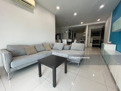 Reflections Condo fully renovated & furnished 2 carparks