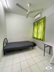 Single Room For Rent At Bandar Sunway Easy Access to ✨Sunway University ✨Monash University ✨Alfa College ✨Inti College ✨Asia E University