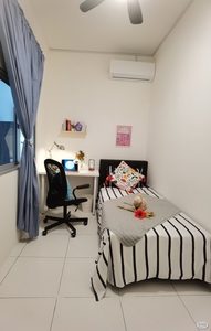 Single Room For Rent At Elit Heights