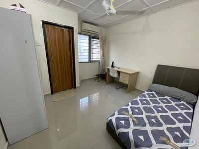 Single Room with Private Bathroom at SS15, Subang Jaya