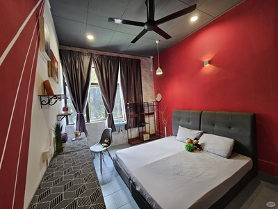 Unit Perempuan-Master Room RM600 -Aircond-Free Parking-Taman Cheras Jaya, Balakong