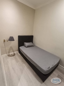 Zero Deposit [Bjorn] Single Bed Master Room at Wangsa Maju near Wangsa Walk Mall