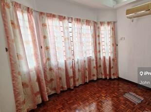 2 story terrace house fully renovated ,near to Sunway Pyramid