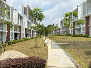 3 storey Superlink Emerald Hill Alam Damai, KL