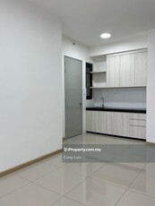 All room with aircond, link bridge with mrt, viewing anytime.