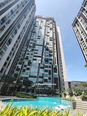 Bangsar south top floor penthouse unit , with no block view P/F