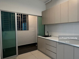 Brand New, Partly Furnished, High Floor, KLCC View, 1062 sqft