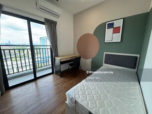 Cozy Room, Free 500 Mbps Wifi, Next to Ucsi