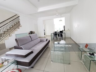 Fully Furnished Moving-in condition terrace house @ Livia, Rimbayu