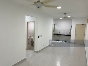 Nice Basic Seri Mutiara Apartment,830sqf,3r2b,Setia Alam