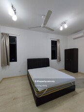Parkhill Residence Master Room near Apu, Lrt, Imu for rent