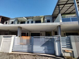 Pengkalan,Pengkalan Tiara,Station 18