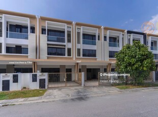 Setia Utama 2 (Edulis), Setia Alam. Brand New 3 Storey House for Sale