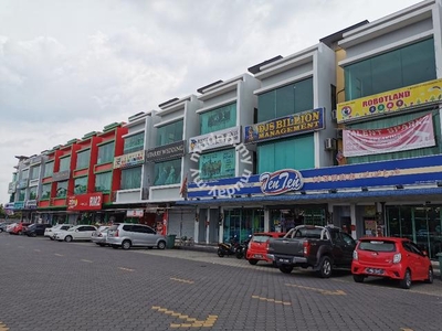 FACING MAINROAD Top Floor Shoplot Aman Square Town Area For Rent