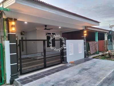 Freehold Fully Renovated 1 Storey Terrace Taman Bkt Tembakau220k Nego