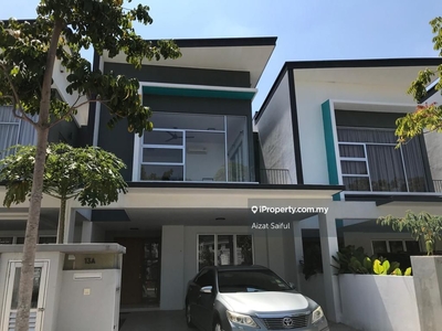 2 Storey Terrace House @ Tropicana Height Parkfield for Sale