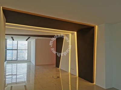 Corporate office / Shop for Rent in Seremban 2