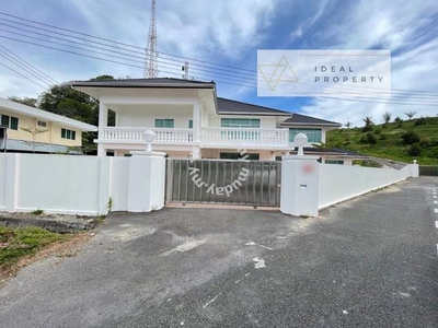 Double Storey Bungalow located at Tanjung Miri for Rent