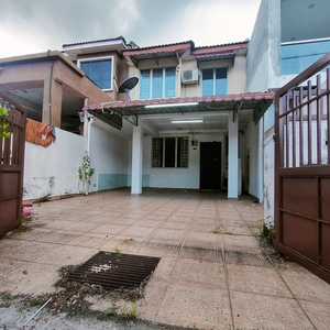Double Storey Intermediate SP7 , Taman Saujana Puchong Puchong For Sale