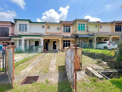 Double Storey Terrace House, Taman Lestari Putra LEP 3 , Bandar Putra Permai, Seri Kembangan