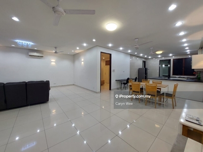 Endlot superlink home with long car porch for sale at Temasya Sinar