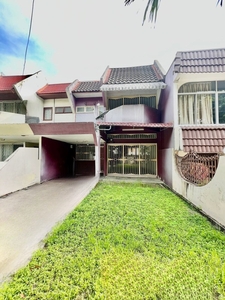 Facing Open 300mtr to LRT Double Storey SS18 Subang Jaya For Sale