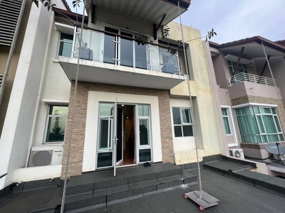Fully Extended Renovated 2.5 Storey Terrace USJ Heights Mandara Subang Jaya For Sale
