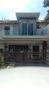 Fully Furnished Double Storey Terrace type Azurite Phase 4B Taman Putra Prima Puchong