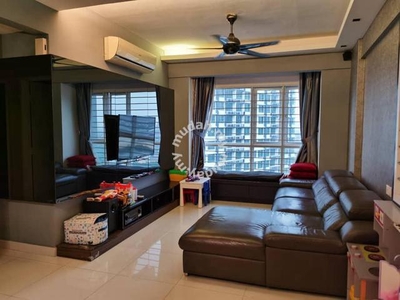 [ Fully Furnished / Fashion Design ] First residence Condo / Kepong