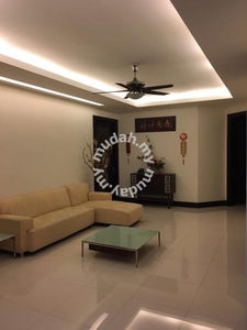 Penthouse De Summit BDC Kuching 5 Bedrooms For Sale
