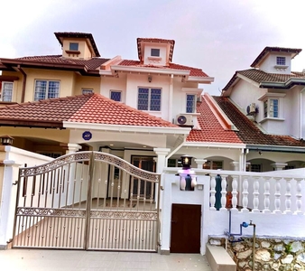 Renovated Strategic location Double Storey Linked House USJ 9 For Sale