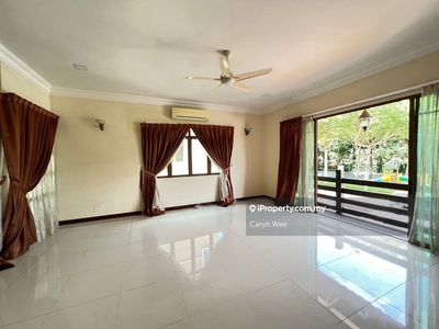 Well maintained semi-d for sale at Glenhill Saujana Golf Resort